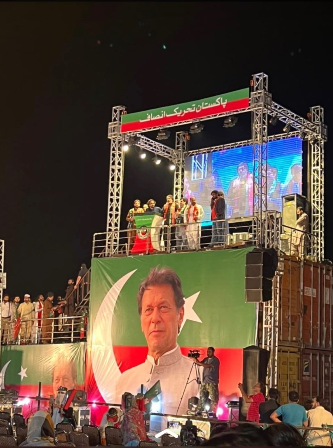 Live election campaign